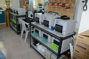 XU HƯỚNG CÔNG NGHỆ IN NHIỆT DẠNG CUỘN THAY THẾ MINILAB TRUYỀN THỐNG