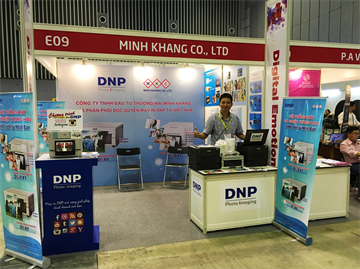 DNP DIGITAL PRINTER IN THE VIETNAM INT’L DIGITAL PHOTO & SIGN SHOW 2016 